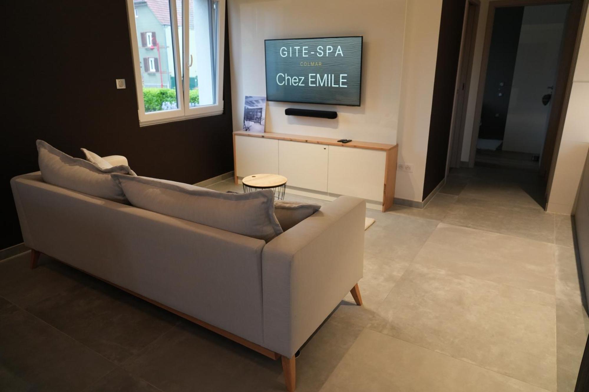 Gite Spa L'Atelier Emile - Spa Privatif - 5 Min Colmar Sainte-Croix-en-Plaine Bilik gambar