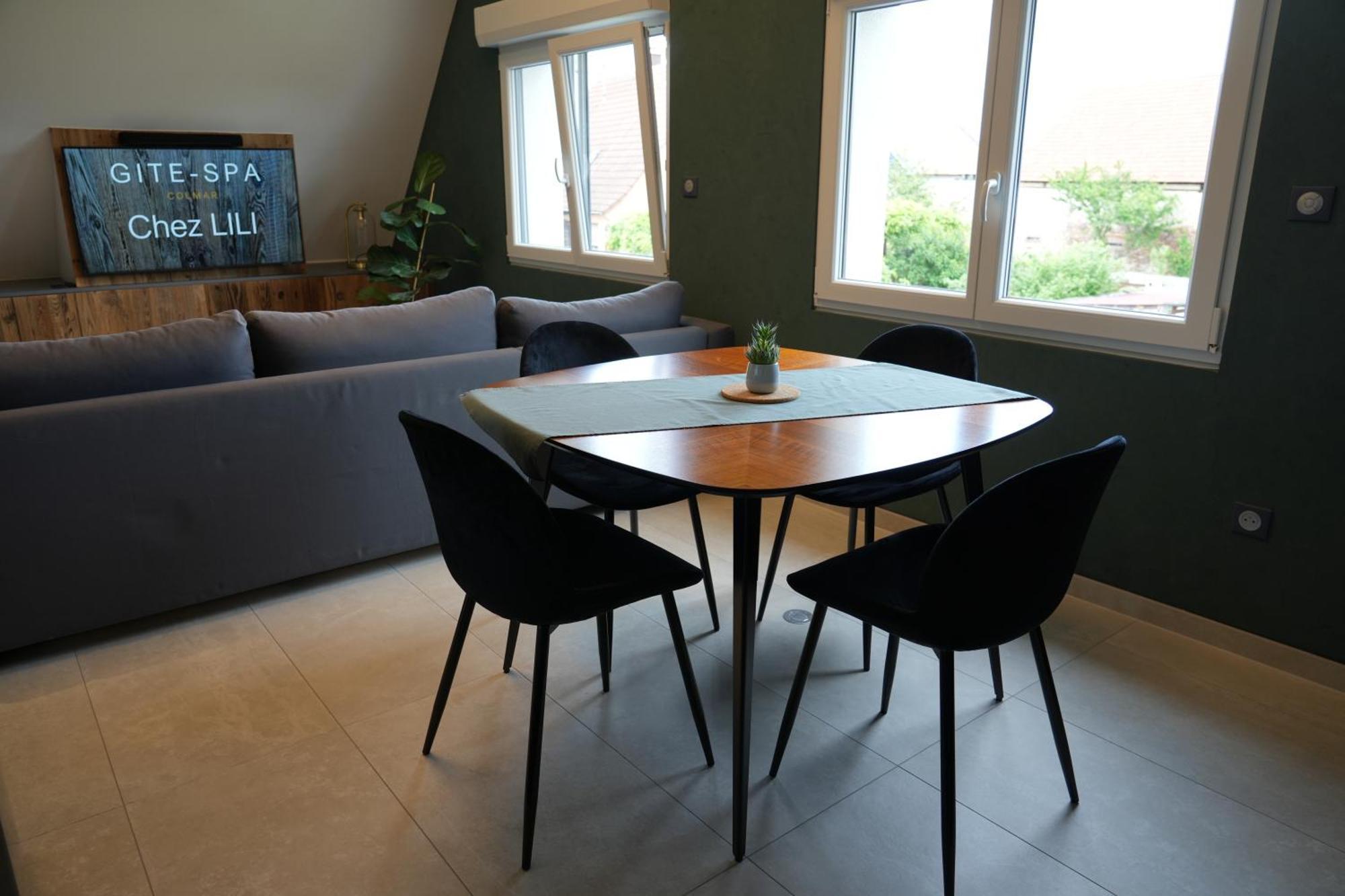 Gite Spa L'Atelier Emile - Spa Privatif - 5 Min Colmar Sainte-Croix-en-Plaine Bilik gambar